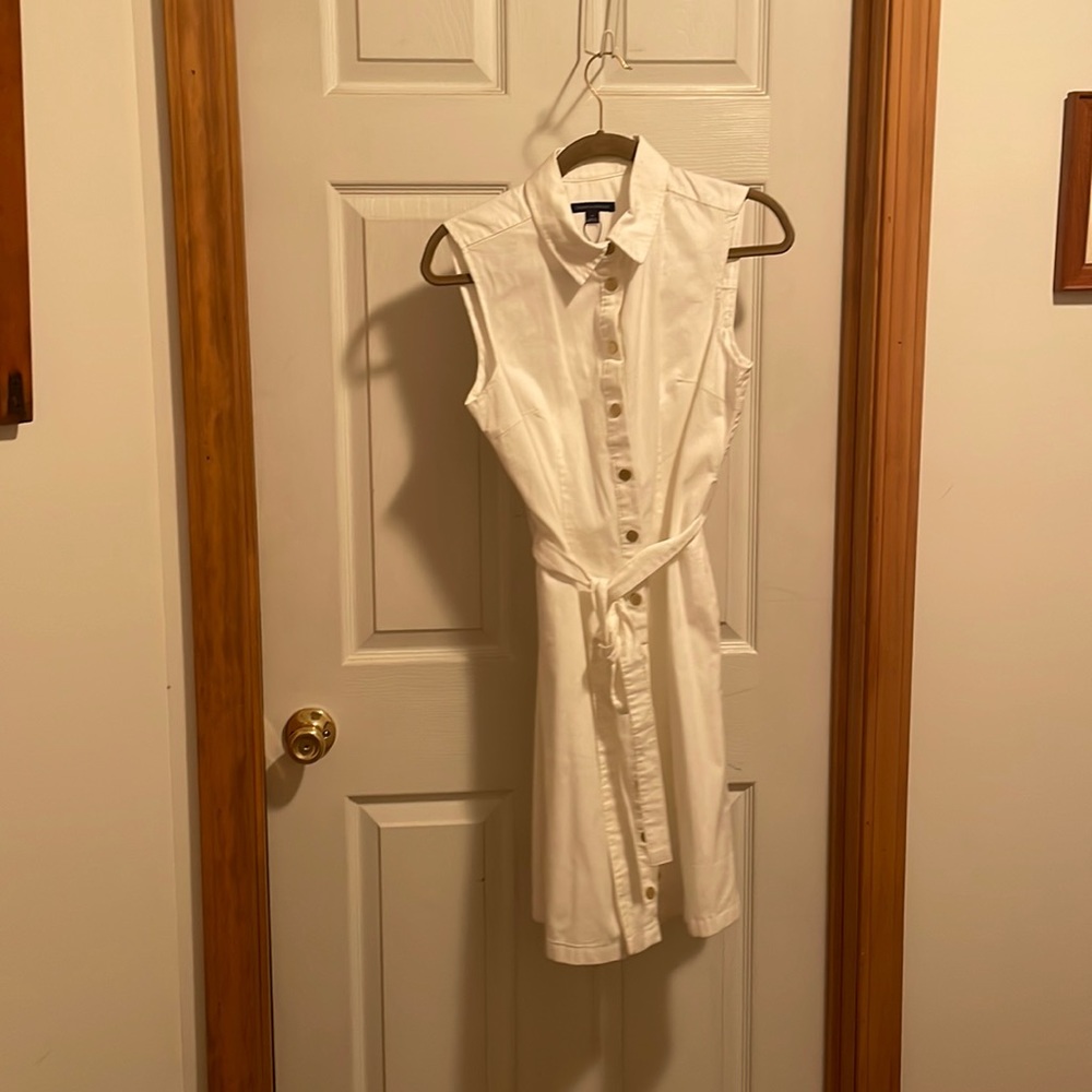 White brass button sleeveless shirt dress. NWOT
